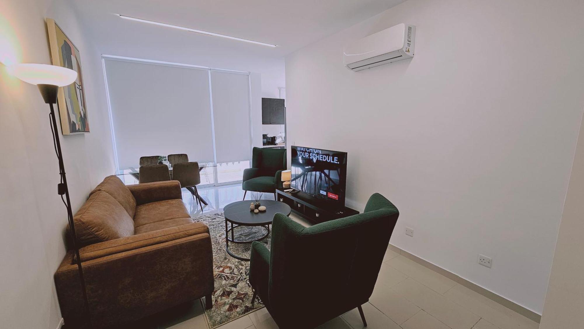 Stay Cosmo City Suites Никосия Экстерьер фото