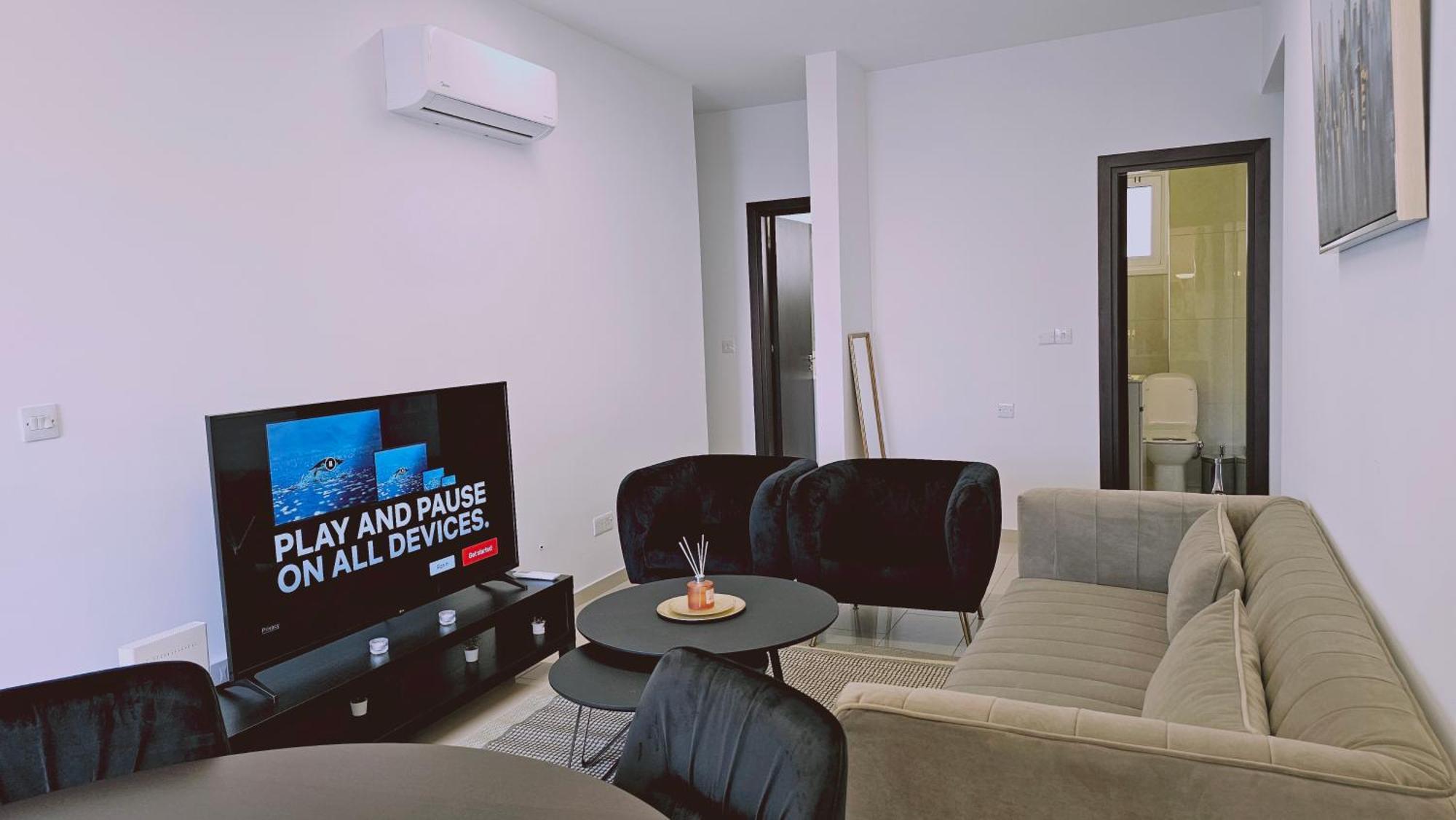 Stay Cosmo City Suites Никосия Экстерьер фото